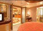 i352_adventureroyalsuite3